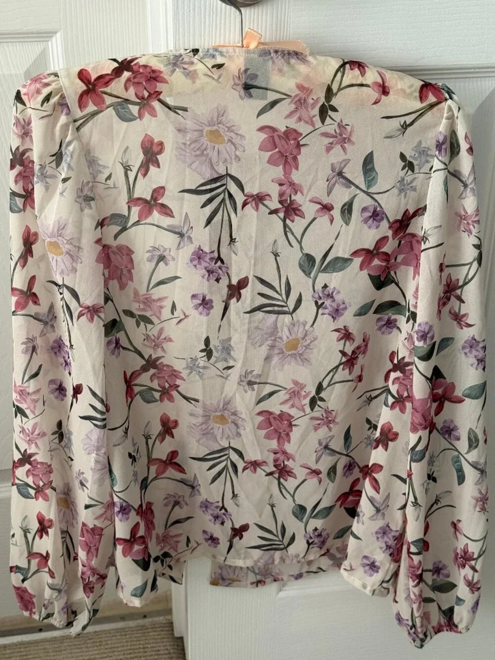 DAZY Floral Print Lantern Sleeve Blouse - Picture 5 of 5